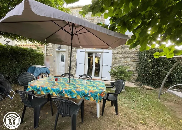 Thiré, 4 Pièces, 5 Personnes - Fr-1-426-396