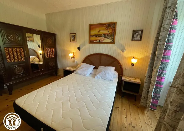 Thiré, 4 Pièces, 5 Personnes - Fr-1-426-396 *